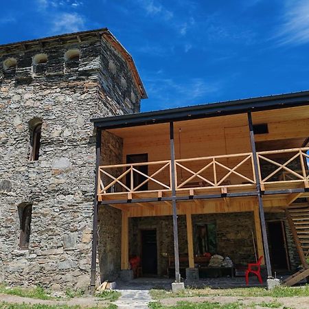 Chazhashi Guesthouse Ushguli ภายนอก รูปภาพ